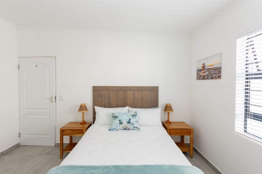 3 Bedroom Property for Sale in Britannia Bay Western Cape